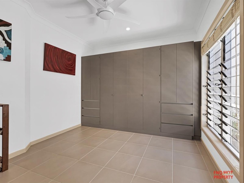 2/60 Harbour Drive, Trinity Park QLD 4879