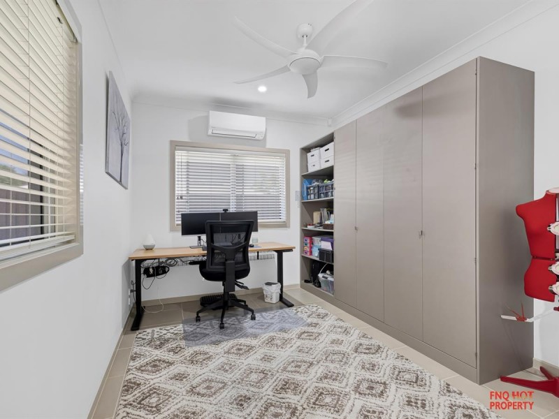 2/60 Harbour Drive, Trinity Park QLD 4879