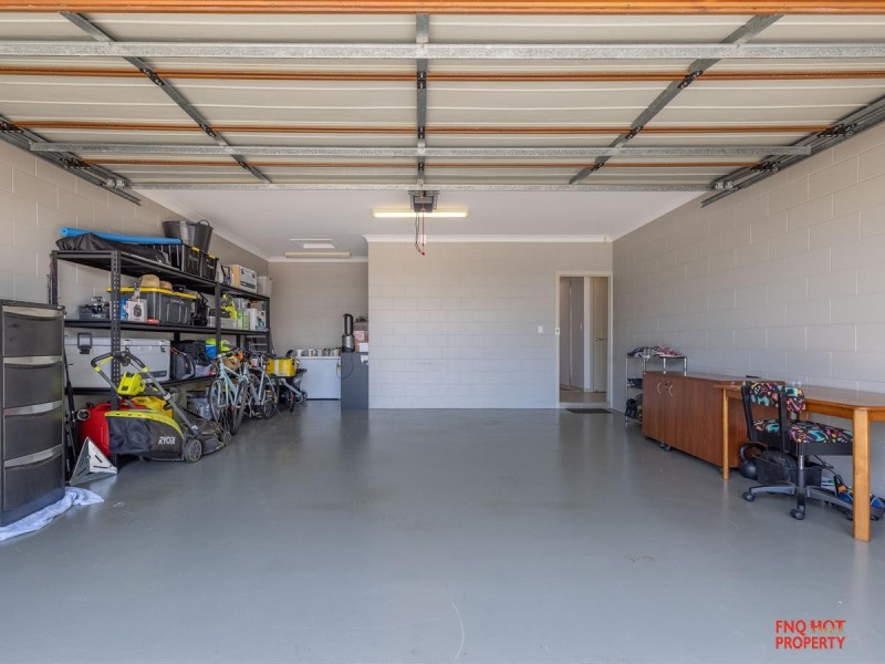 2/60 Harbour Drive, Trinity Park QLD 4879