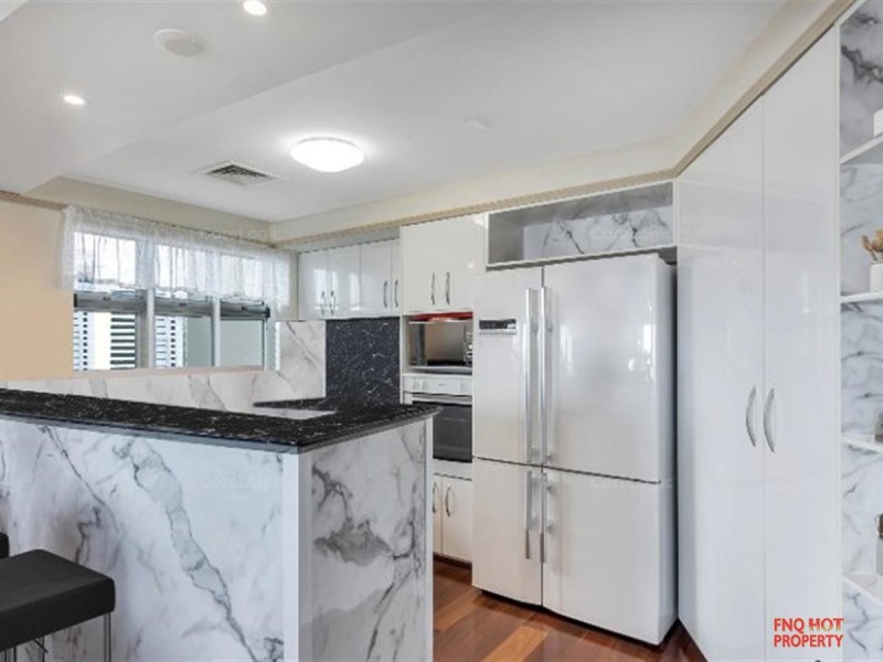 24/73 Spence Street, Cairns City QLD 4870