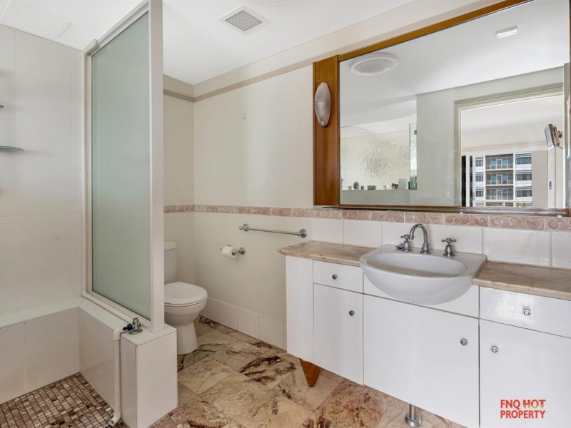 24/73 Spence Street, Cairns City QLD 4870