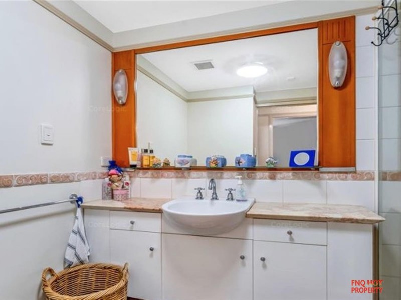 24/73 Spence Street, Cairns City QLD 4870