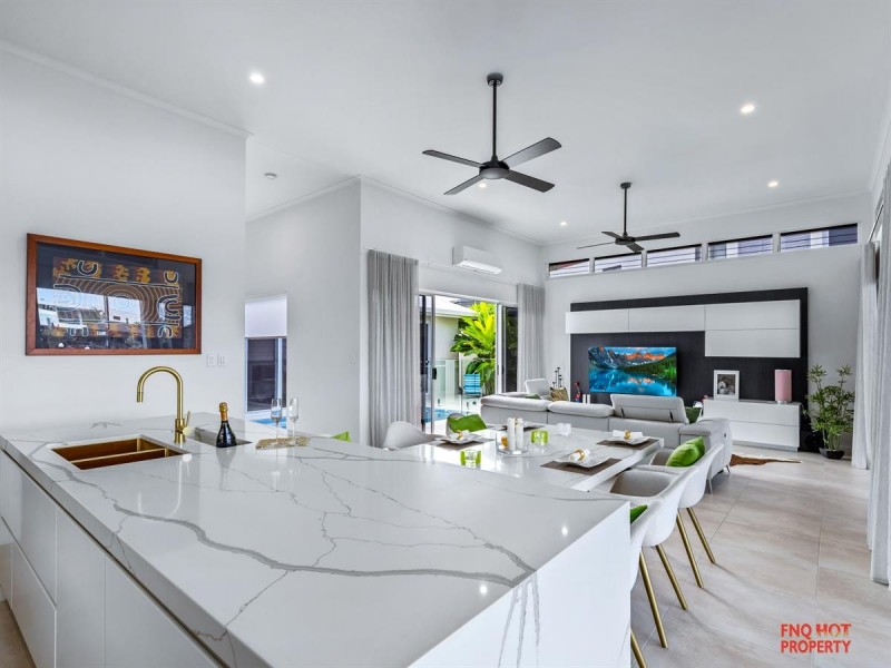 /79 Harbour Drive, Trinity Park QLD 4879