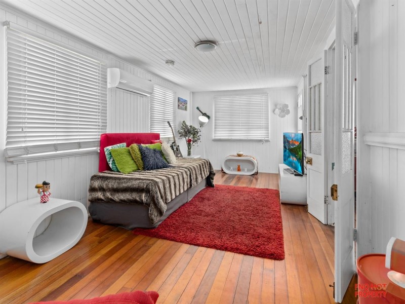 /7 Collinson Street, Westcourt QLD 4870