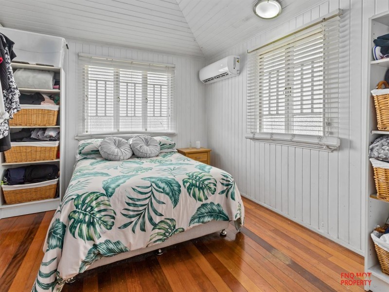 /7 Collinson Street, Westcourt QLD 4870