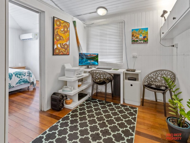 /7 Collinson Street, Westcourt QLD 4870