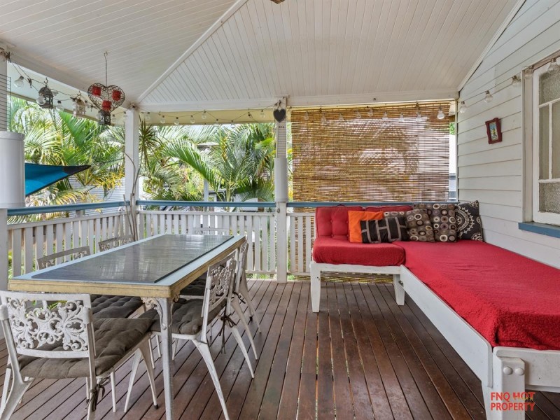 /7 Collinson Street, Westcourt QLD 4870