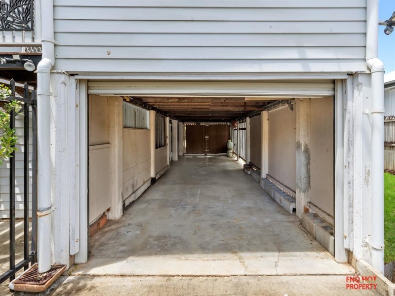 /7 Collinson Street, Westcourt QLD 4870