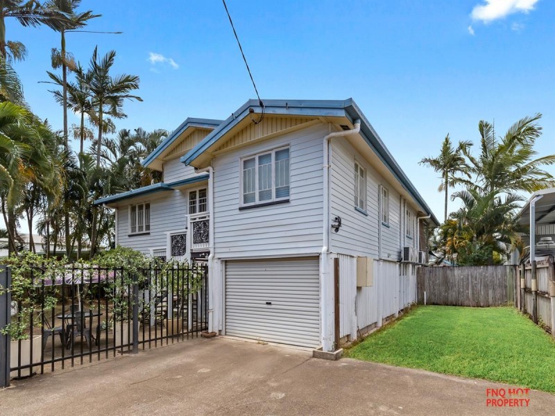 /7 Collinson Street, Westcourt QLD 4870