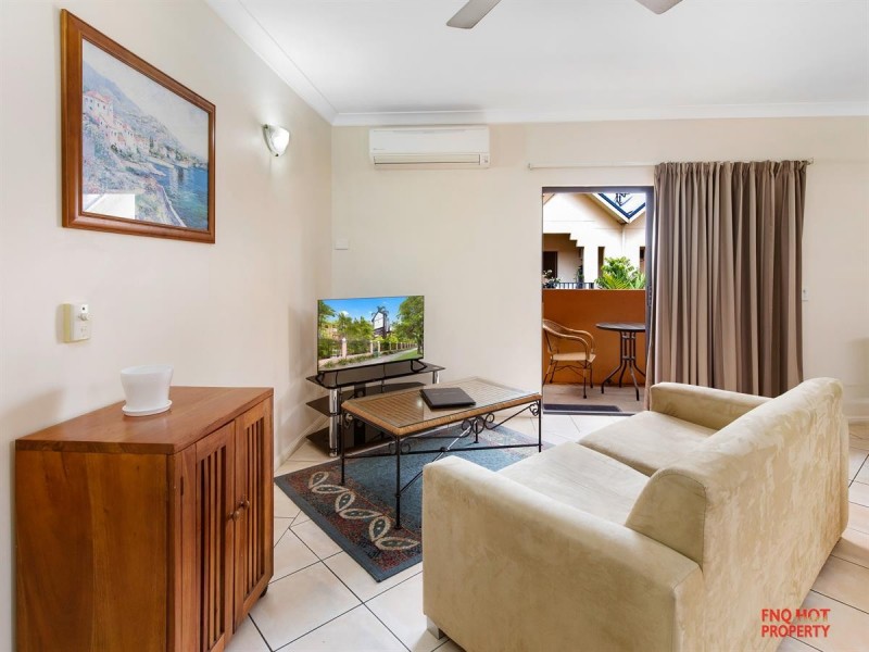 28/255 Lake Street, Cairns North QLD 4870