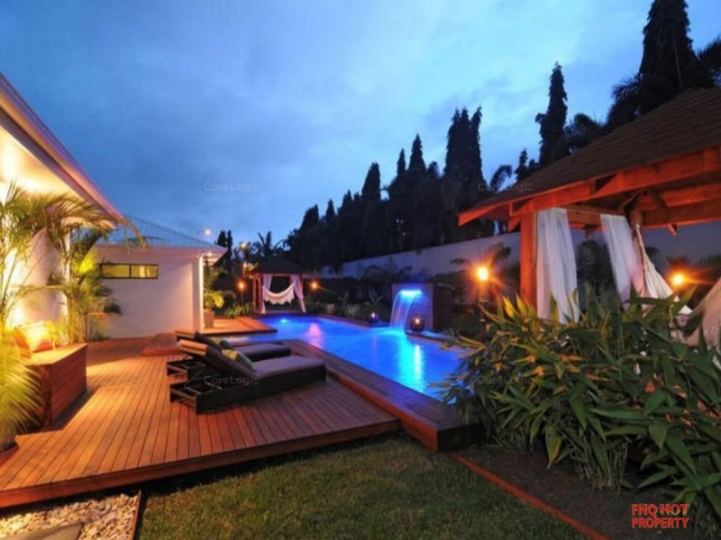 /33 Iridescent Drive, Trinity Park QLD 4879