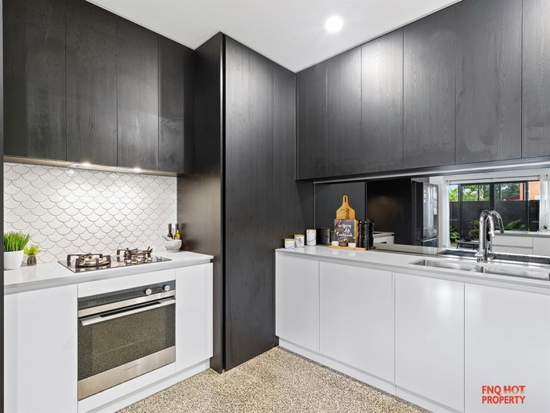 /85 Russell Street, Edge Hill QLD 4870