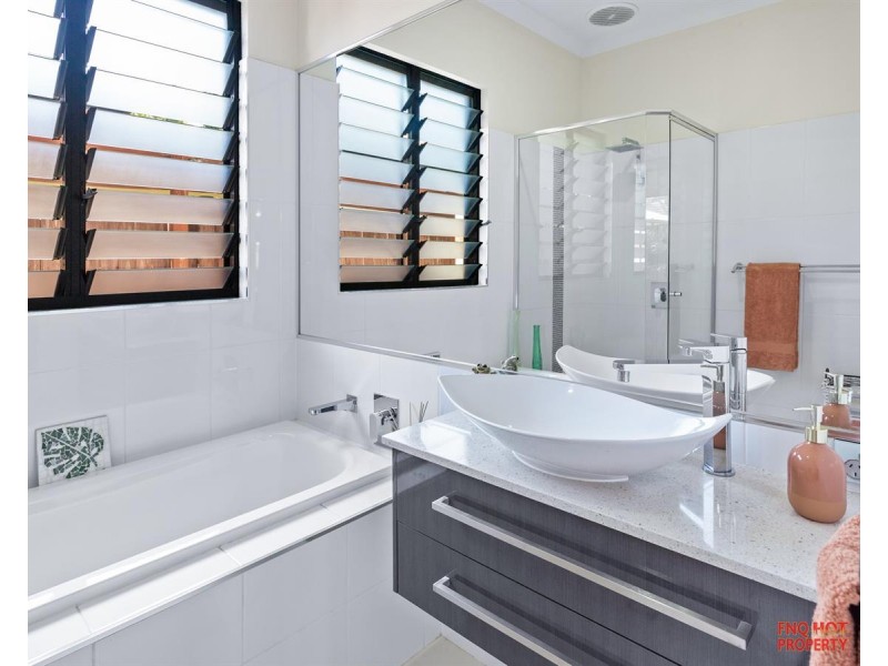 /36 Selwyn Circuit, Trinity Park QLD 4879
