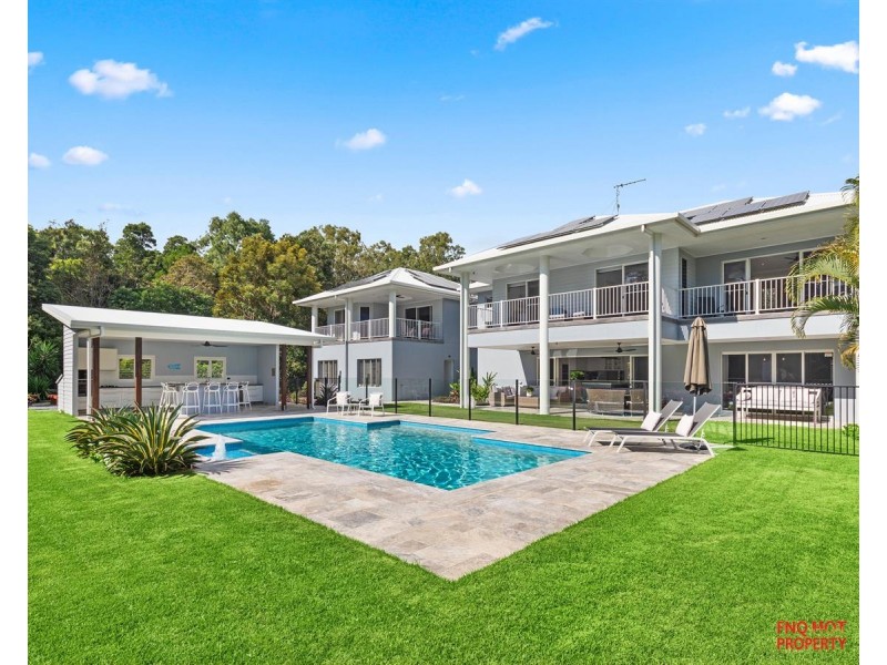 /3 Armstrong Road, Dundowran Beach QLD 4655