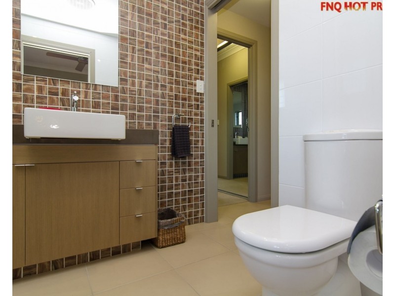 4/110 Harbour Drive, Trinity Park QLD 4879