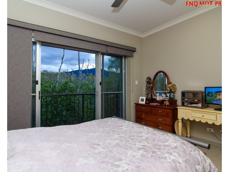 4/110 Harbour Drive, Trinity Park QLD 4879