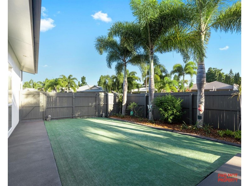 /16 Selwyn Circuit, Trinity Park QLD 4879