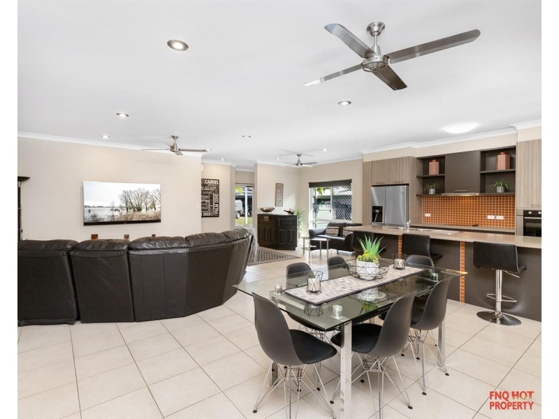 /16 Selwyn Circuit, Trinity Park QLD 4879