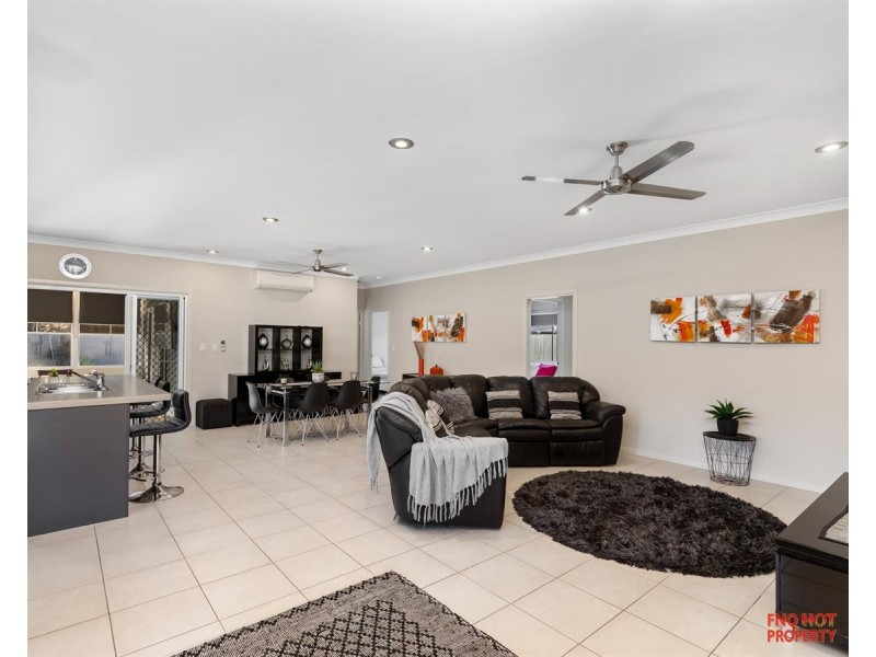 /16 Selwyn Circuit, Trinity Park QLD 4879