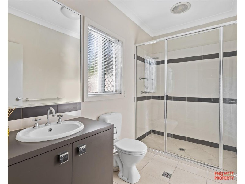/16 Selwyn Circuit, Trinity Park QLD 4879