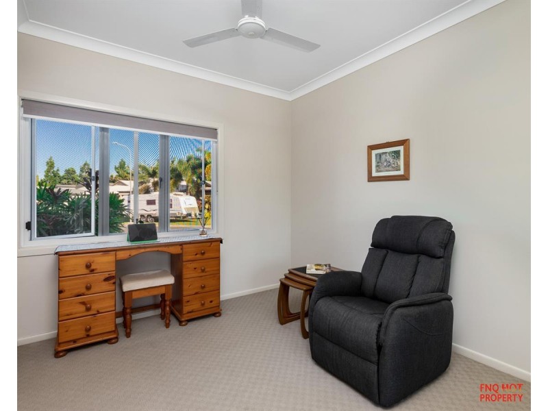 /16 Selwyn Circuit, Trinity Park QLD 4879