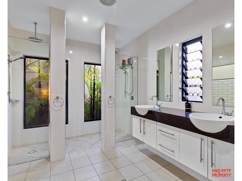 /43 Aurelia Road, Palm Cove QLD 4879