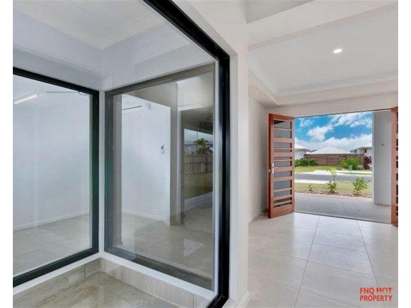 /22 Starcke Trail, Smithfield QLD 4878