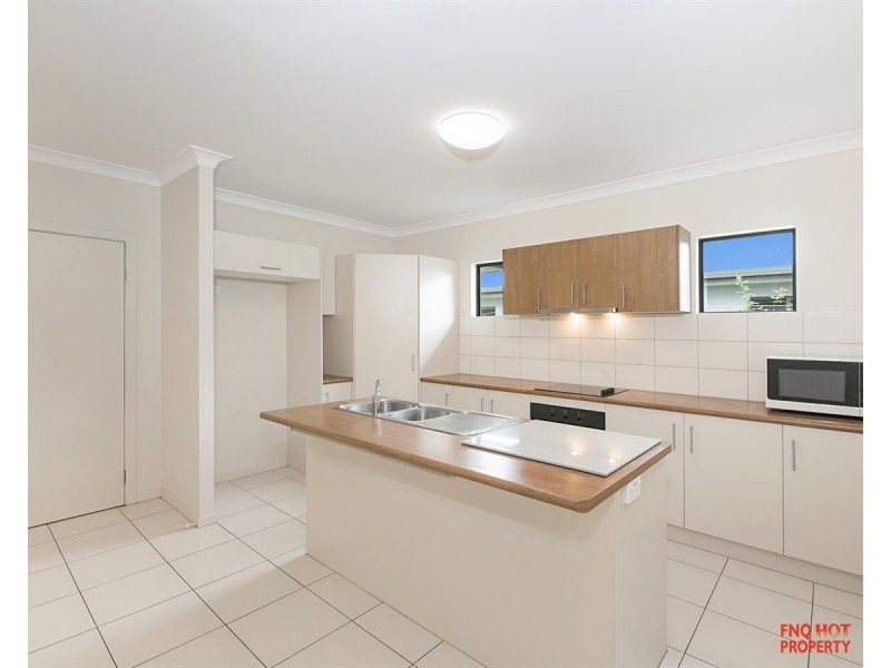 /142 Roberts Drive, Trinity Beach QLD 4879