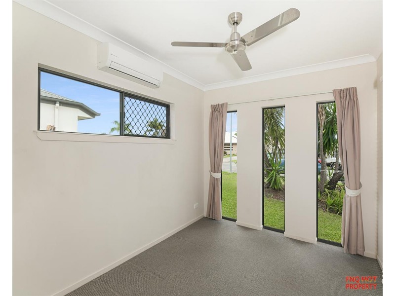 /142 Roberts Drive, Trinity Beach QLD 4879