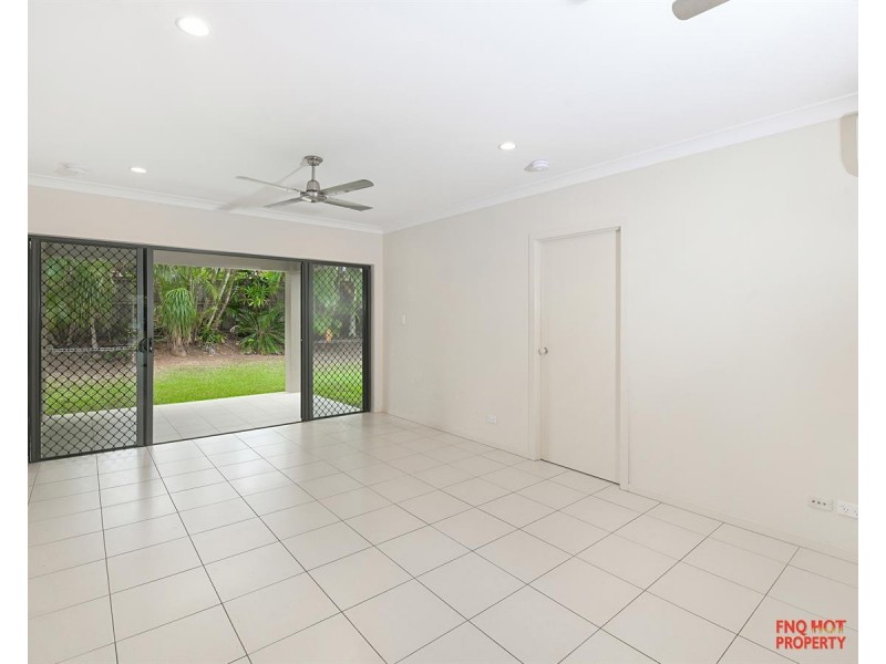 /142 Roberts Drive, Trinity Beach QLD 4879
