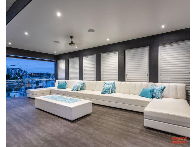 /115-117 Harbour Drive, Trinity Park QLD 4879