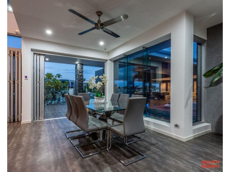 /115-117 Harbour Drive, Trinity Park QLD 4879