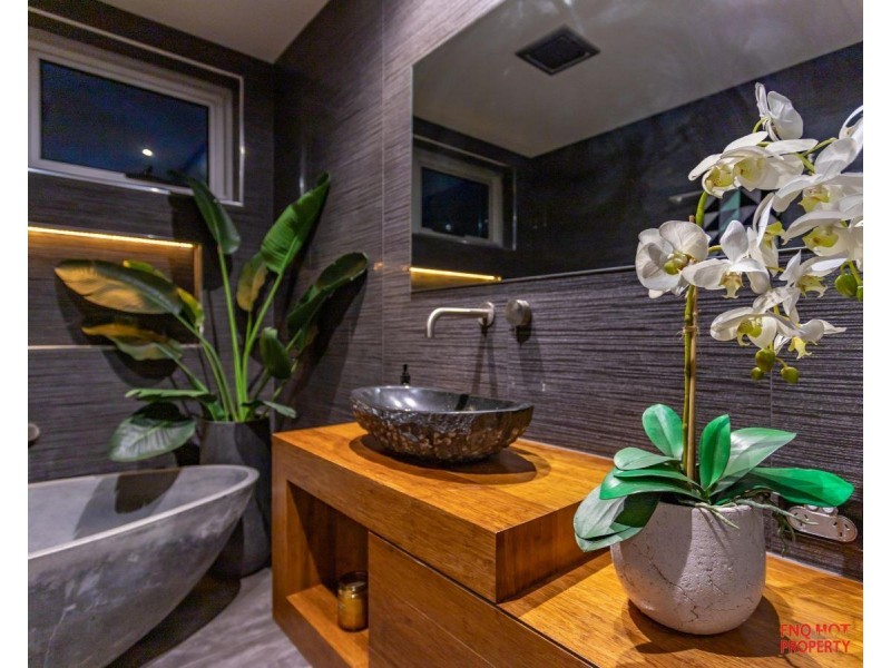 /115-117 Harbour Drive, Trinity Park QLD 4879