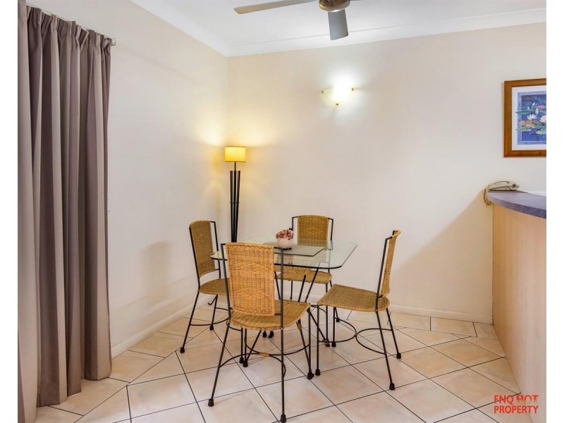 28/255 Lake Street, Cairns North QLD 4870