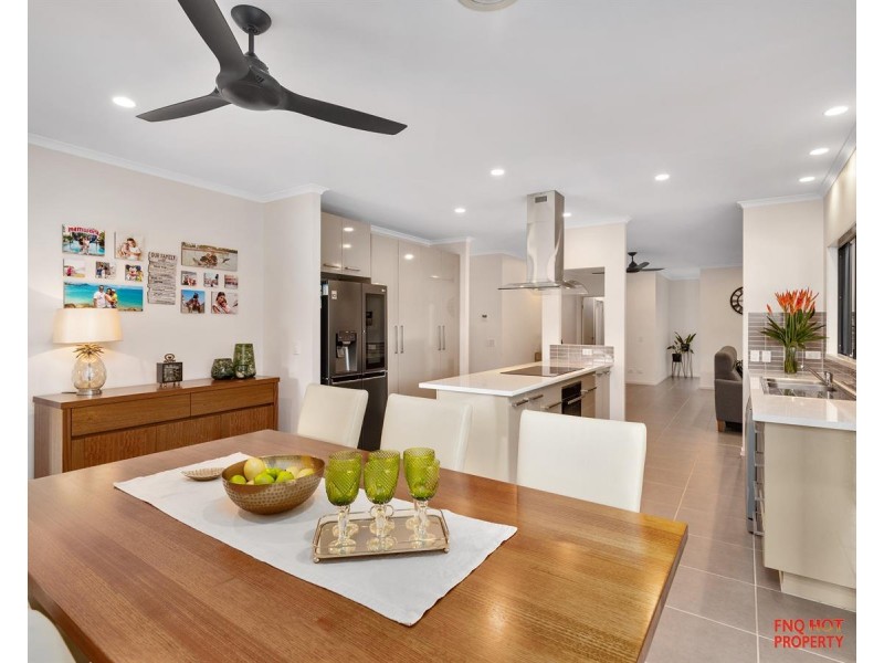 /39 Iridescent Drive, Trinity Park QLD 4879