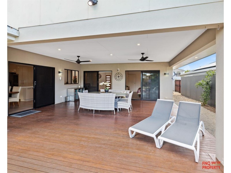 /39 Iridescent Drive, Trinity Park QLD 4879