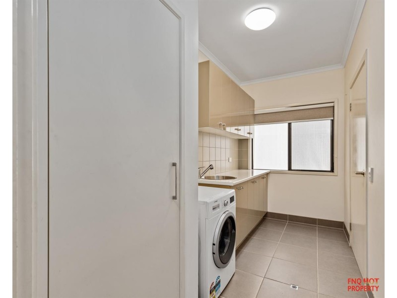 /39 Iridescent Drive, Trinity Park QLD 4879