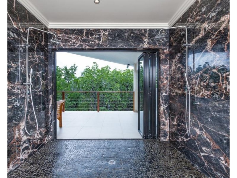 /7 Icefire Quay, Trinity Park QLD 4879