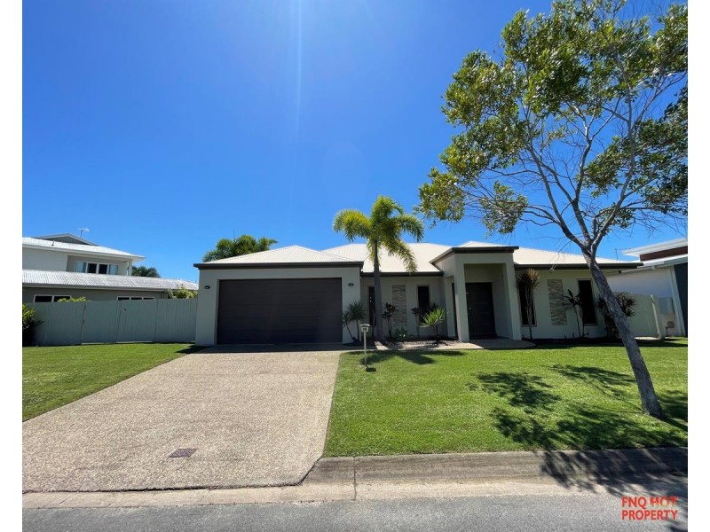 /10 Icefire Quay, Trinity Park QLD 4879
