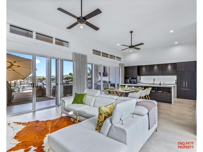 /79 Harbour Drive, Trinity Park QLD 4879