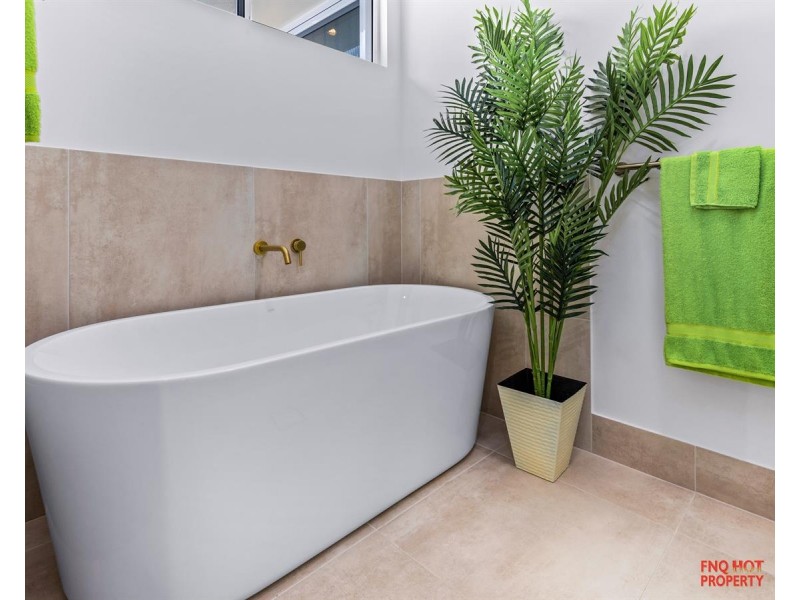 /79 Harbour Drive, Trinity Park QLD 4879