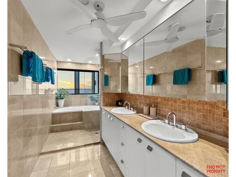 36/181 Esplanade, Cairns City QLD 4870