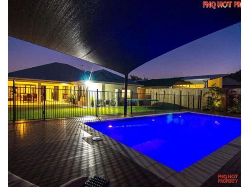 /5 Iridescent Drive, Trinity Park QLD 4879