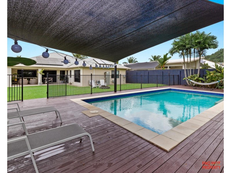 /5 Iridescent Drive, Trinity Park QLD 4879