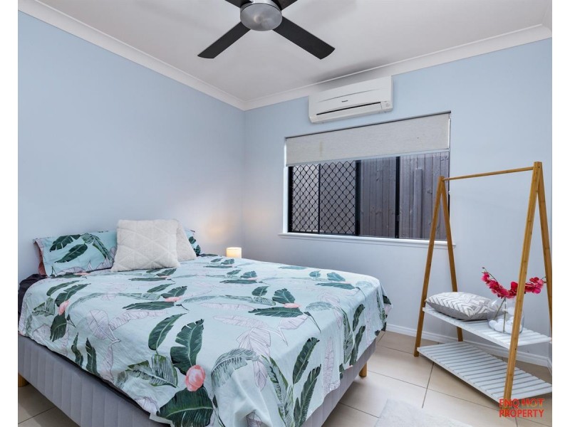 /5 Iridescent Drive, Trinity Park QLD 4879