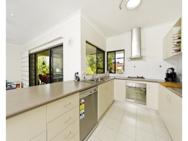 2/64 Harbour Drive, Trinity Park QLD 4879