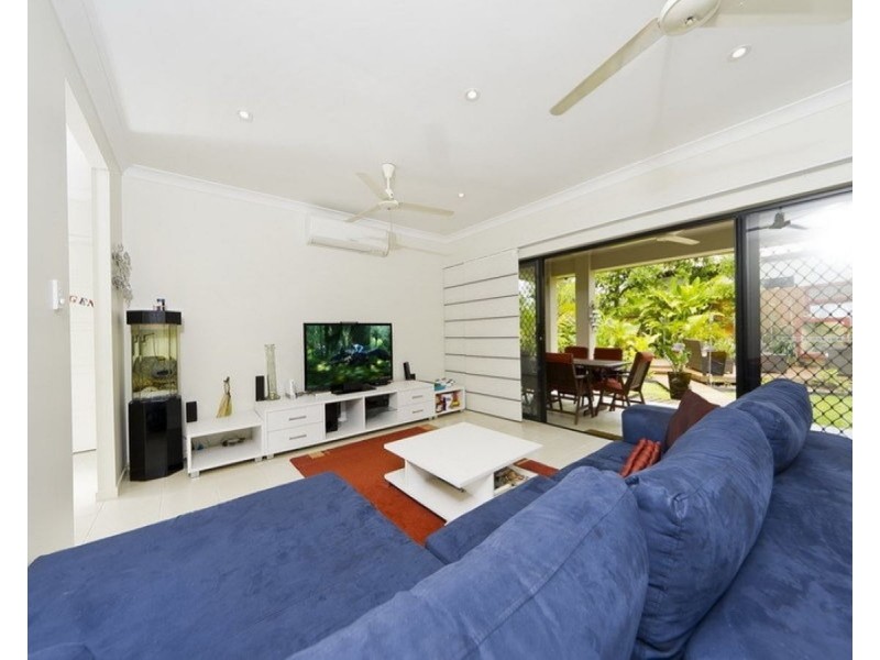 2/64 Harbour Drive, Trinity Park QLD 4879