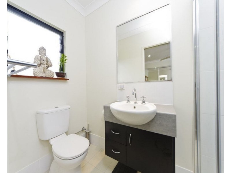 2/64 Harbour Drive, Trinity Park QLD 4879