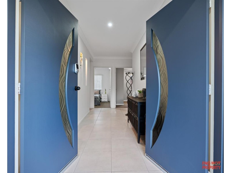 /30 Iridescent Drive, Trinity Park QLD 4879
