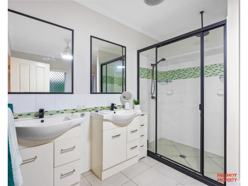 /30 Iridescent Drive, Trinity Park QLD 4879